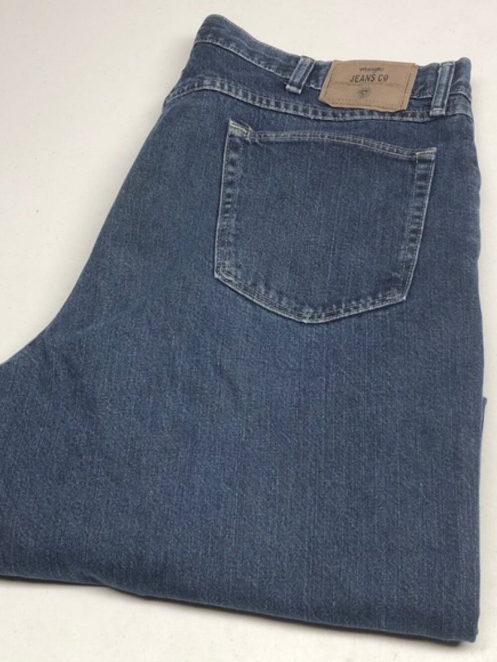 MENS WRANGLER RELAXED FIT JEANS 38x32 ⭐️
